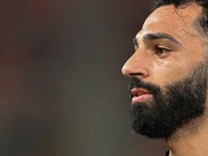 Egypt's forward #10 Mohamed Salah looks on during the Africa Cup of Nations (CAN) 2024 group B football match between Egypt and Ghana at the Felix Houphouet-Boigny Stadium in Abidjan on January 18, 2024. (Photo by Issouf SANOGO / AFP)