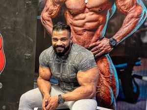  أيمن مجدي بطل العالم في كمال الأجسام