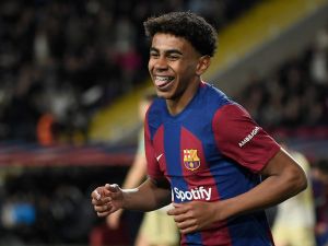 لامال يمنح البارسا الفوز (Photo by Josep LAGO / AFP)