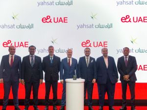 Yahsat and e& UAE to bring satellite connectivity to standard smartphones