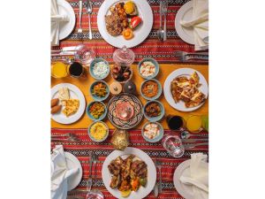 استمتع بروح رمضان في منتجع وسبا دبل تري هيلتون جزيرة المرجان 