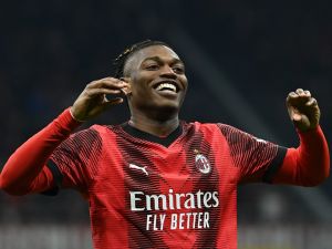 AC Milan's Portuguese forward #10 Rafael Leao celebrates after scoring a goal during the Italian Serie A football match between Milan AC and Atalanta at San Siro stadium in Milan on February 25, 2024. (Photo by Isabella BONOTTO / AFP)
