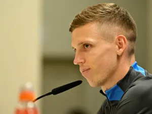 Leipzig's Spanish forward #07 Dani Olmo gives a press conference on the eve of their UEFA Champions League last 16 second leg football match against Real Madrid CF at the Santiago Bernabeu stadium in Madrid on March 5, 2024. (Photo by JAVIER SORIANO / AFP)