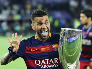 Did Dani Alves commit a suicide in jail?