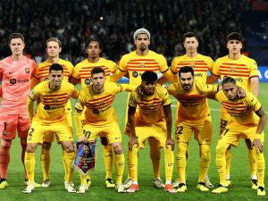 فريق برشلونة (Photo by FRANCK FIFE / AFP)