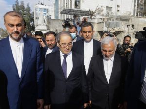 Iran FM in Damascus