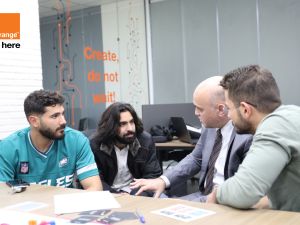 Entrepreneurs of Orange AI Incubator Enjoy Game-Based Learning  Experience with Profounders