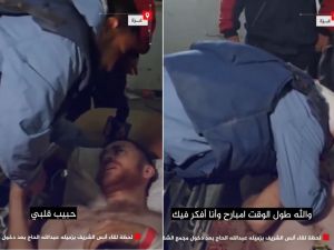 أنس الشريف يعانق زميله بحرارة ويبكي