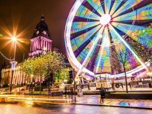 Photo by darren hughes (Pexels) fairground ride