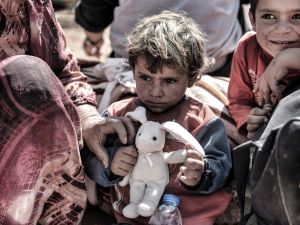 عزلت اميركا المنطقة تماما عن العالم، وحرمت سكانها من حرية الحركة بالشكل الطبيعي