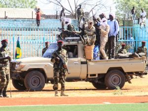 مقاتلو حركة تحرير السودان، وهي جماعة متمردة سودانية تنشط في ولاية دارفور السودانية