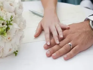 تفسير حلم زواج الاب على الام للعزباء وللمتزوجة بالتفصيل