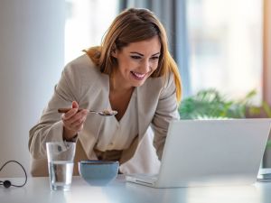 كيف أعزز طاقتي الأنثوية؟‎