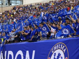 Fan cheer for their team during the preseason friendly between Chelsea FC and Borussia Dortmund at Soldier Field on August 02, 2023 in Chicago, Illinois. Justin Casterline/Getty Images/AFP (Photo by Justin Casterline / GETTY IMAGES NORTH AMERICA / Getty Images via AFP)