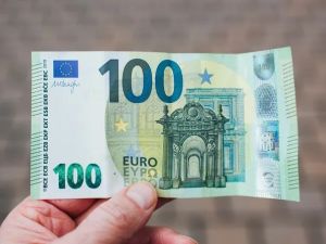 سعر اليورو مقابل الليرة السورية