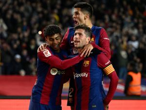 سيرجي روبيرتو يشعر باستياء كبير من إدارة برشلونة
