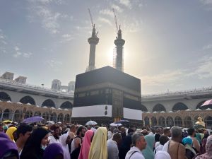 شارك هذا العام نحو 1.83 مليون حاج، منهم 1.6 مليون من الخارج، بحسب السلطات السعودية