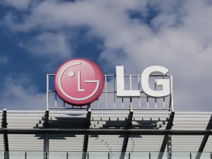 LG