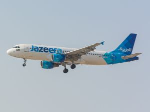Jazeera Airways (shutterstock)