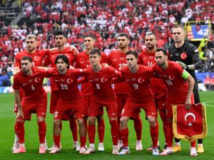 Turkey's players pose ahead of the UEFA Euro 2024 Group F football match between Turkey and Georgia at the BVB Stadion in Dortmund on June 18, 2024. (Photo by INA FASSBENDER / AFP)