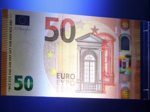 سعر اليورو مقابل الليرة السورية