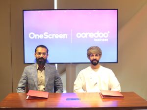Ooredoo تطلق شاشات OneScreen التفاعلية التي تعمل باللمس لتطوير الفصول الدراسية وغرف الاجتماعات