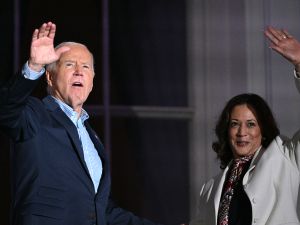 Kamala Harris / Joe Biden