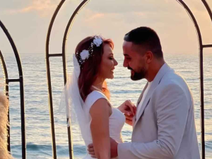 نادين تحسين بيك