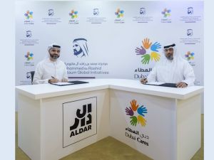 الدار تتعاون مع دبي العطاء لتزويد 10 آلاف طفل بالأدوات المدرسية الأساسية