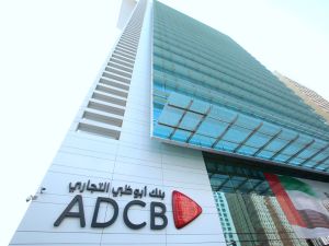 بنك أبوظبي التجاري يسجل أرباحاً صافية بمبلغ 5.023 مليار درهم قبل الضريبة عن النصف الأول من العام 2024 بارتفاع بنسبة 28% و 2.593 مليار درهم عن الربع الثاني من العام 2024 بارتفاع بنسبة 30%1