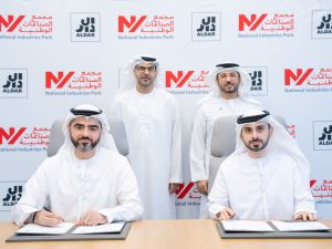 الدار توقّع اتفاقية إستراتيجية مع مجموعة موانئ دبي العالمية لتطوير مجمّع للمرافق اللوجستية من الدرجة الأولى في دبي
