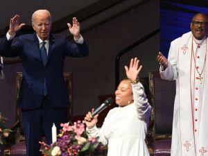 الرئيس الأمريكي جو بايدن، داخل كنيسة للسود في فيلادلفيا