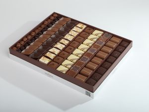 طيران الإمارات تقدم لعملائها أكثر من 45 مليون قطعة شيكولاتة فاخرة سنوياً