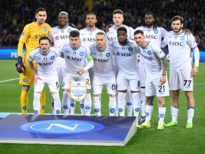 Napoli players pose for a team photo during the UEFA Champions League last 16 second leg football match between FC Barcelona and SSC Napoli at the Estadi Olimpic Lluis Companys in Barcelona on March 12, 2024. (Photo by Josep LAGO / AFP) Napoli players pose for a team photo during the UEFA Champions League last 16 second leg football match between FC Barcelona and SSC Napoli at the Estadi Olimpic Lluis Companys in Barcelona on March 12, 2024. (Photo by Josep LAGO / AFP)