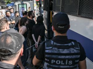 حالة من القلق والخوف تسود بين الجالية السورية في تركيا نتيجة الاعتداءات المتكررة