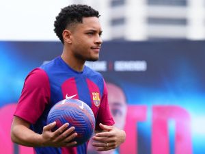 Brazilian forward Vitor Roque holds a ball during his official presentation as new player of FC Barcelona at the Joan Gamper training ground in Sant Joan Despi, near Barcelona, on January 5, 2024. (Photo by Pau BARRENA / AFP) Brazilian forward Vitor Roque holds a ball during his official presentation as new player of FC Barcelona at the Joan Gamper training ground in Sant Joan Despi, near Barcelona, on January 5, 2024. (Photo by Pau BARRENA / AFP)