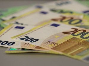 سعر اليورو مقابل الليرة السورية