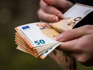 سعر اليورو مقابل الليرة السورية
