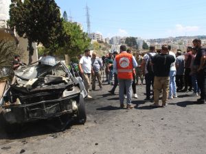 الصاروخ الذي أطلقته الطائرة أدى إلى احتراق السيارة بالكامل