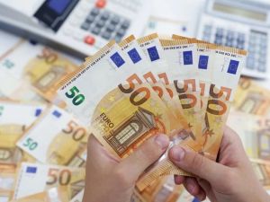 سعر اليورو مقابل الليرة السورية