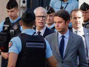 يسار