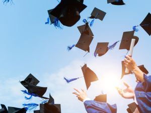 عبارات تهنئة قبول الجامعه