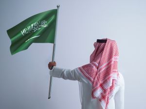 عبارات تهنئة اليوم الوطني السعودي الـ 95 للأصدقاء في العمل