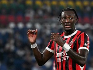 AC Milan English striker #90 Tammy Abraham reacts during the Italian Serie A football match between Lazio and Milan at the Olympic stadium in Rome on August 31, 2024. (Photo by tiziana fabi / AFP)
