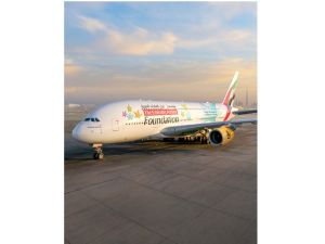 طيران الإمارات تكشف عن كسوة جديدة لطائرة إيرباص A380 تحمل شعار مؤسستها الخيرية