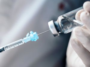 لقاح الإنفلونزا الموسمي من يجب أن يحصل عليه ومتى؟