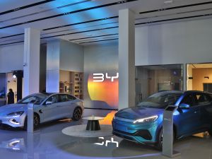 Al-Futtaim Electric Mobility Company Unveils First BYD Abu Dhabi Showroom: Pioneering Electric Innovation in the Capital 