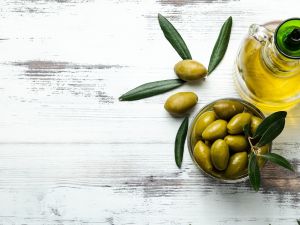 ما تفسير الحلم برؤية الزيتون في المنام؟