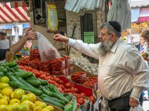 Jordan's tomato export refusal escalates Israeli food crisis