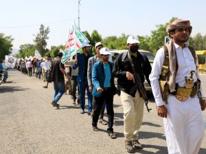 عناصر من جماعة الحوثي في اليمن